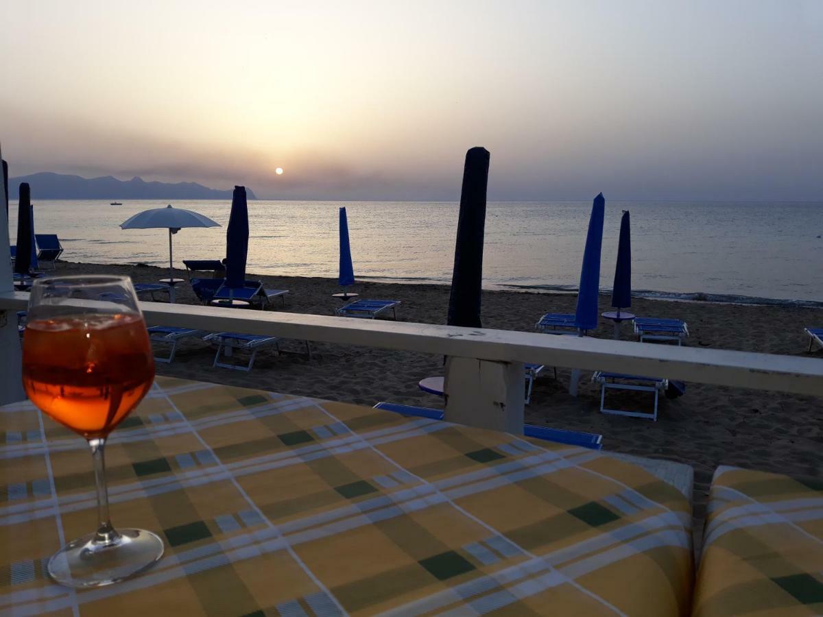 Sapori Di Mare Apartment Трапето Екстериор снимка