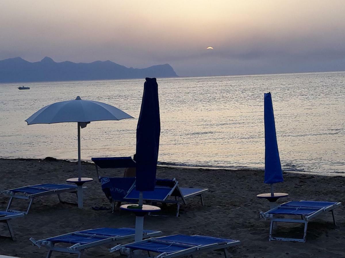 Sapori Di Mare Apartment Трапето Екстериор снимка